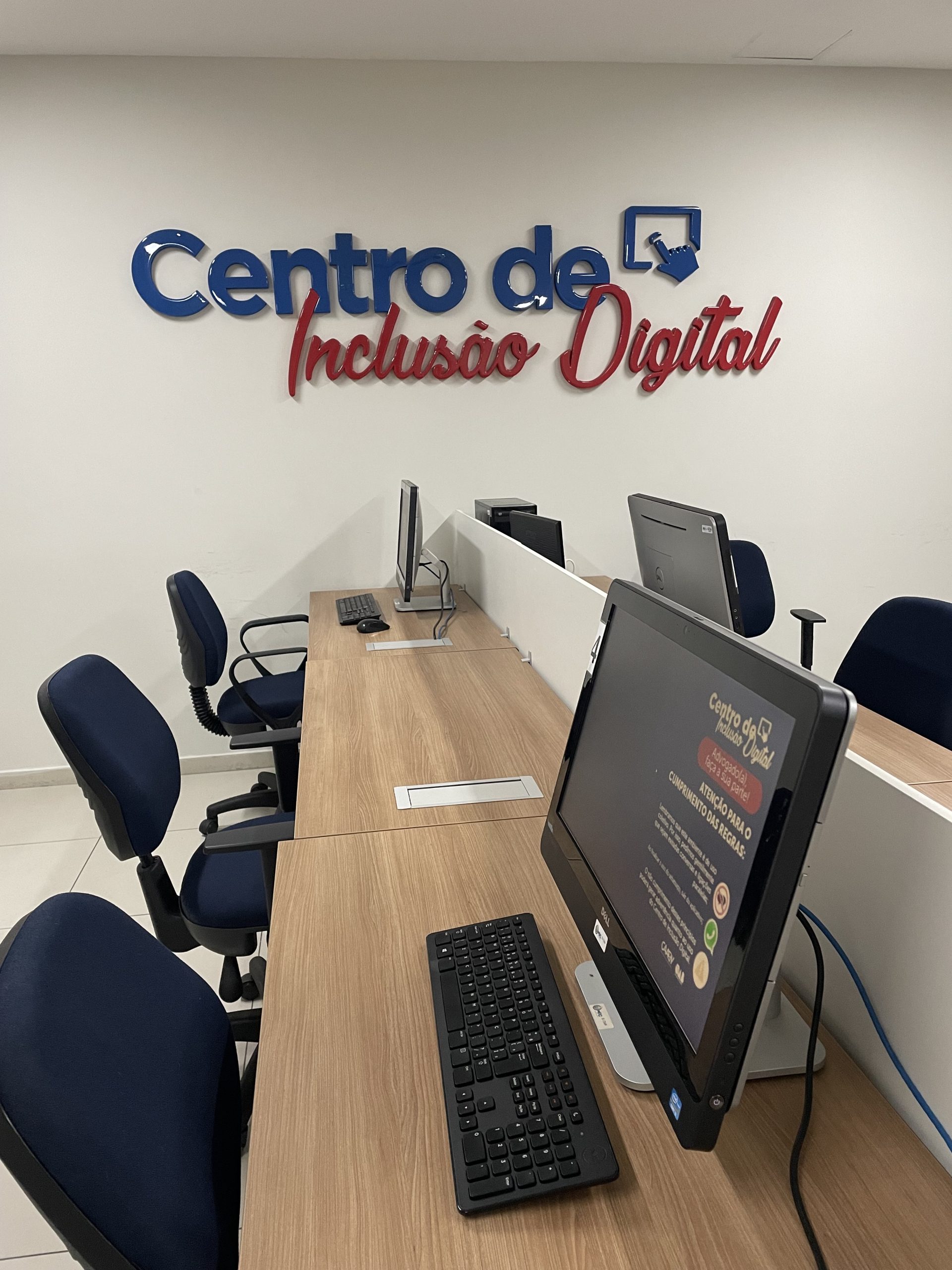 Centro de <br>Inclusão Digital